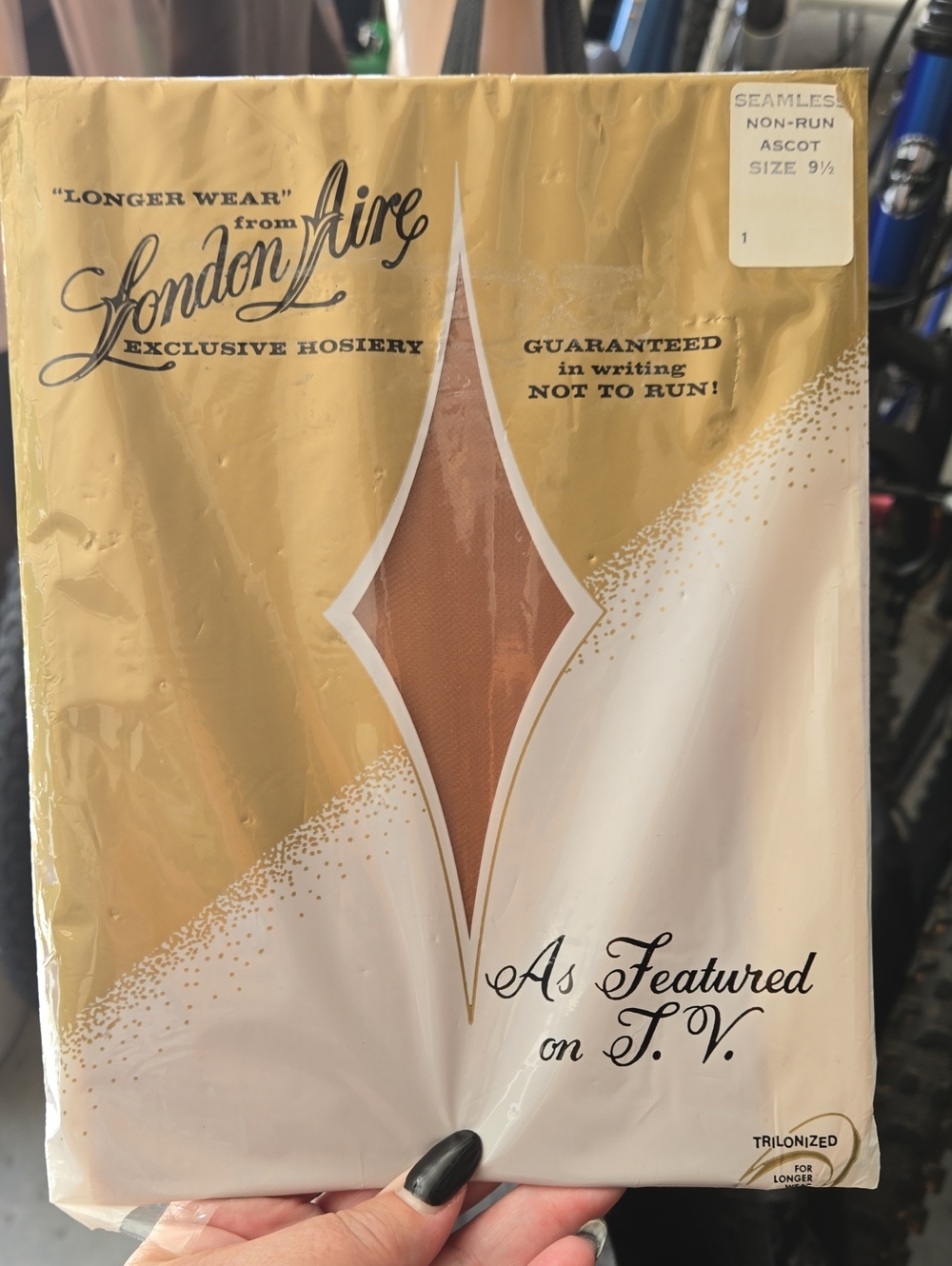 London Aire Exclusive Hosiery Seamless Stockings